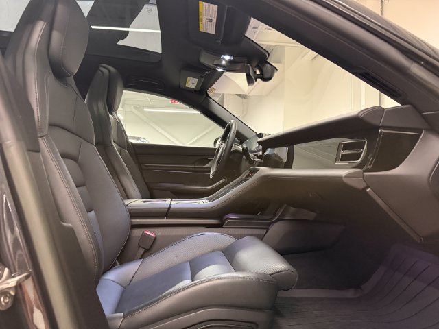 Certified 2023 Porsche Taycan 4 Cross Turismo AWD/4WD image 23