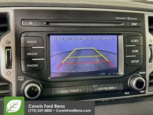Used 2018 Kia Sportage LX AWD/4WD image 16