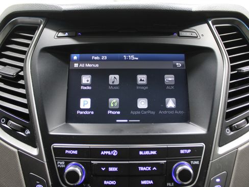 Used 2017 Hyundai Santa Fe Sport w/ 2.4L Value Package 06 image 16