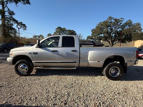 Used 2007 Dodge Ram 3500 Truck SLT image 4
