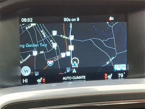 Used 2015 Volvo V60 T5 Cross Country w/ Climate Package image 3