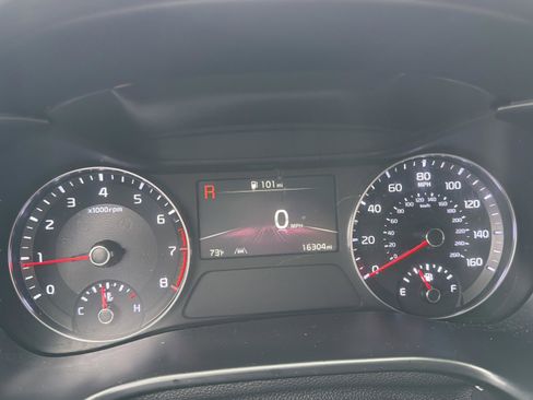 Certified 2024 Kia Forte GT-Line FWD image 18