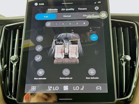 New 2026 Volvo XC60 T8 Plus w/ Protection Package Premier image 16