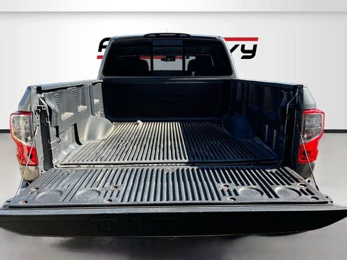 Used 2023 Nissan Titan SV w/ Accessory Utility Package image 22
