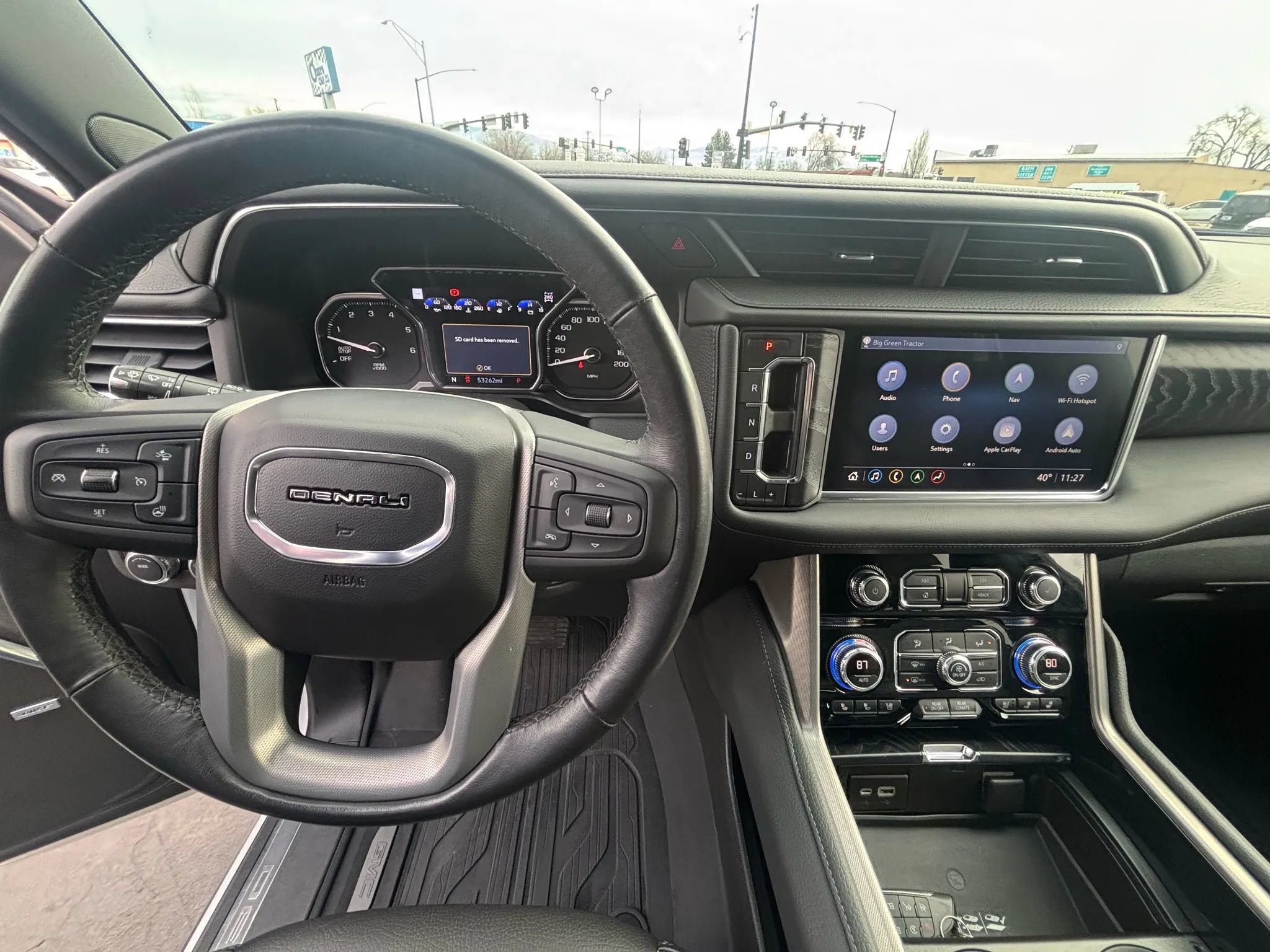 Used 2021 GMC Yukon Denali AWD/4WD image 9