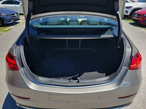 Used 2023 Mercedes-Benz C 300 Sedan image 8