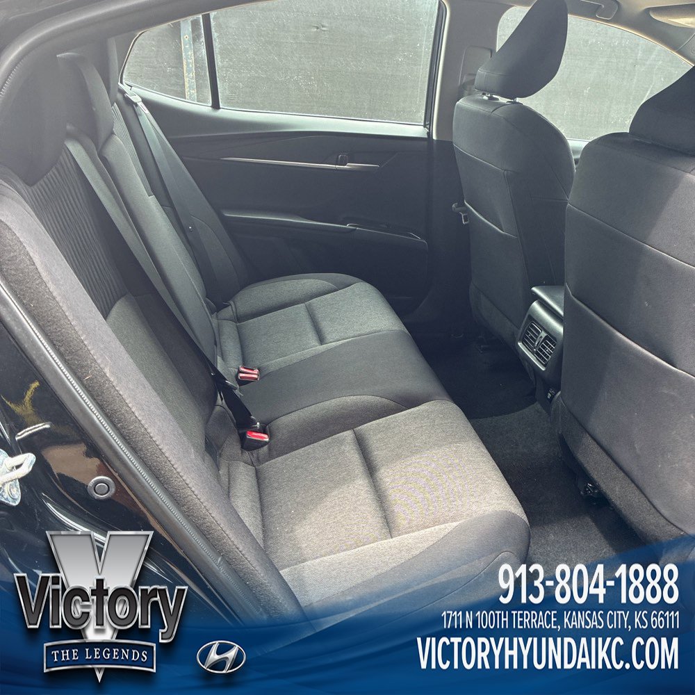 Used 2025 Toyota Camry LE w/ Convenience Package FWD image 9