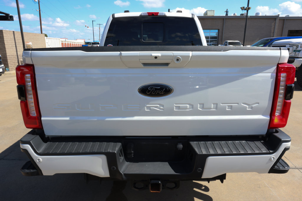 Used 2023 Ford F250 Lariat w/ Lariat Ultimate Package AWD/4WD image 6