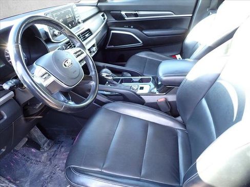 Used 2021 Kia Telluride LX image 11