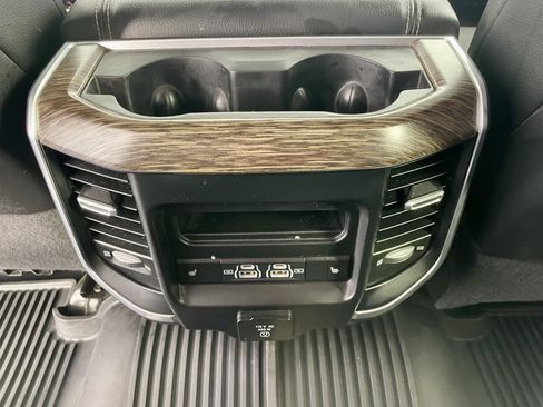 Used 2021 RAM 3500 Laramie AWD/4WD image 18