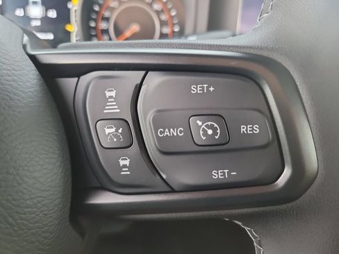 New 2026 Jeep Gladiator Willys AWD/4WD image 32