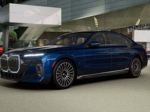 New 2026 BMW 740i xDrive w/ Executive Package image 28