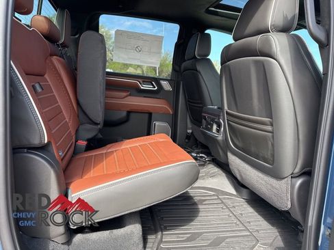New 2026 GMC Sierra 3500 Denali Ultimate AWD/4WD image 13