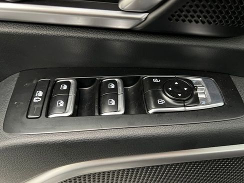 Used 2025 Kia Telluride S image 12