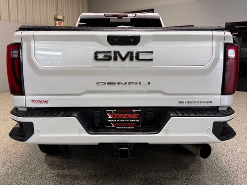 Used 2024 GMC Sierra 2500 Denali w/ Denali Reserve Package AWD/4WD image 5