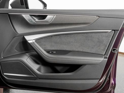 Used 2025 Audi RS 6 performance image 43