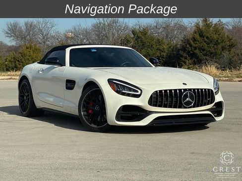 Used 2020 Mercedes-Benz AMG GT Roadster image 1