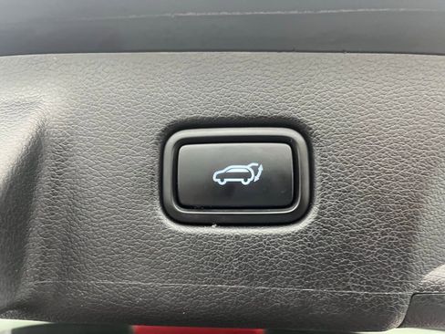 Used 2023 Hyundai Palisade Limited image 10