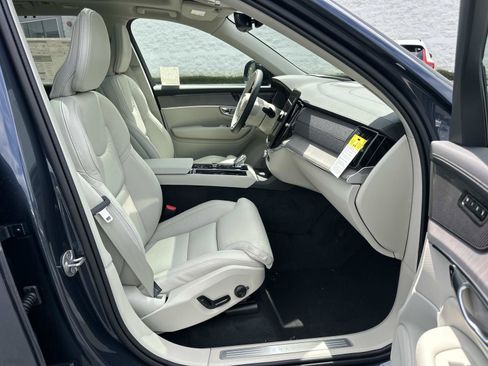 New 2026 Volvo XC90 T8 Ultra AWD/4WD image 21