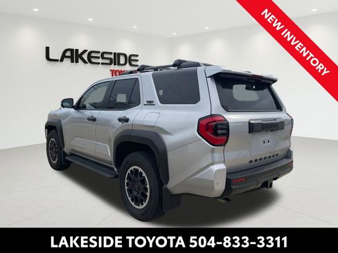 Certified 2026 Toyota 4Runner TRD Off-Road Premium AWD/4WD image 3