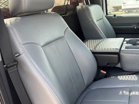 Used 2013 Ford F550 4x4 Regular Cab Super Duty w/ Payload Upgrade Pkg image 12