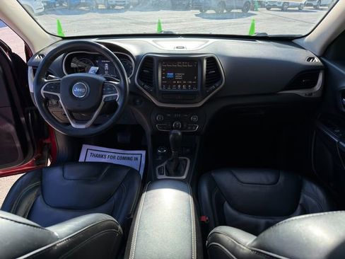 Used 2015 Jeep Cherokee Limited image 13