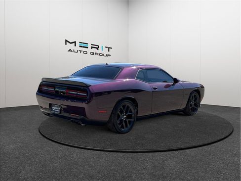 Used 2020 Dodge Challenger R/T w/ Blacktop Package image 9