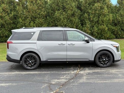 New 2026 Kia Carnival SX Prestige image 2