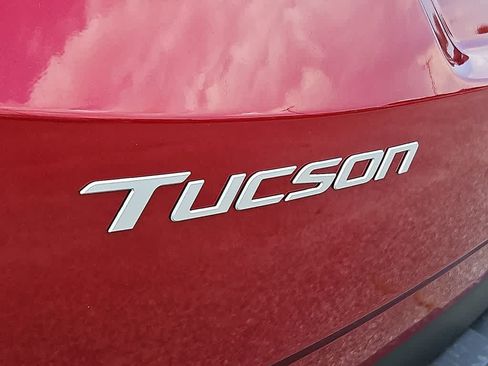 New 2026 Hyundai Tucson Limited FWD image 24