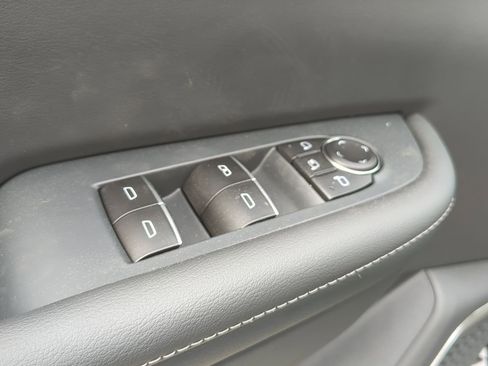 New 2026 Buick Enclave Avenir AWD/4WD image 23
