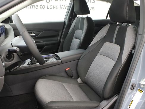 New 2026 Nissan Sentra SV w/ SV Convenience Package image 13