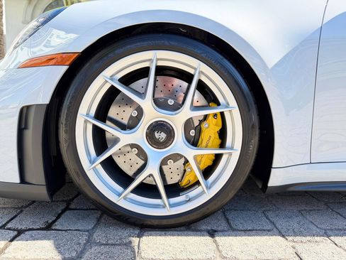Used 2026 Porsche 911 GT3 RWD image 27