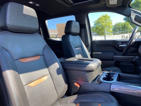 Used 2022 GMC Sierra 1500 AT4 w/ AT4 Premium Package AWD/4WD image 22