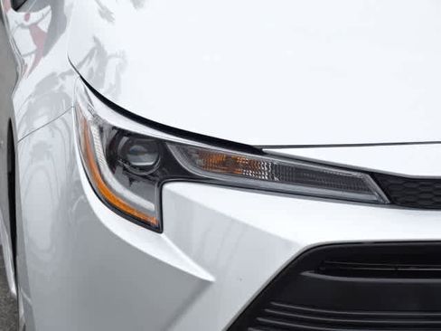 Certified 2024 Toyota Corolla LE FWD image 5
