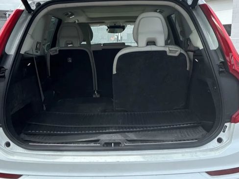 Used 2022 Volvo XC90 T6 Momentum w/ Advanced Package AWD/4WD image 20