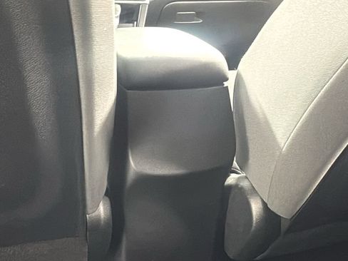 Used 2023 Kia Seltos LX image 34