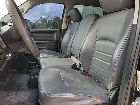 Used 2017 RAM 2500 Tradesman w/ Chrome Appearance Group AWD/4WD image 12