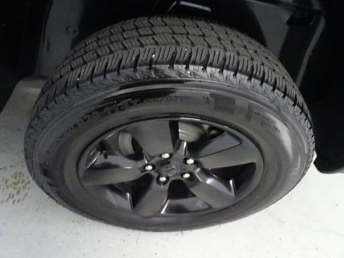 Used 2019 RAM 1500 Express w/ Express Value Package image 23