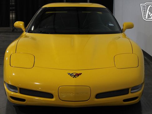 Used 2002 Chevrolet Corvette Z06 w/ Memory Pkg image 17