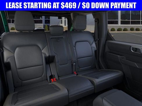 New 2025 Ford Bronco Outer Banks w/ Sasquatch Package image 11