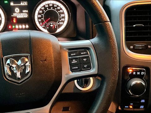 Used 2021 RAM 1500 Classic SLT image 26