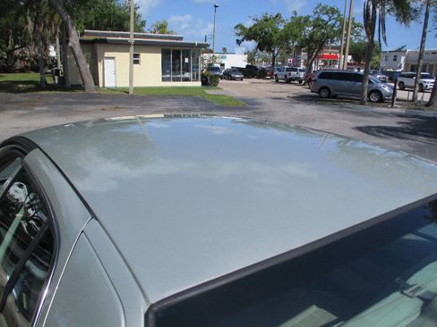 Used 2005 Mercury Grand Marquis GS image 28