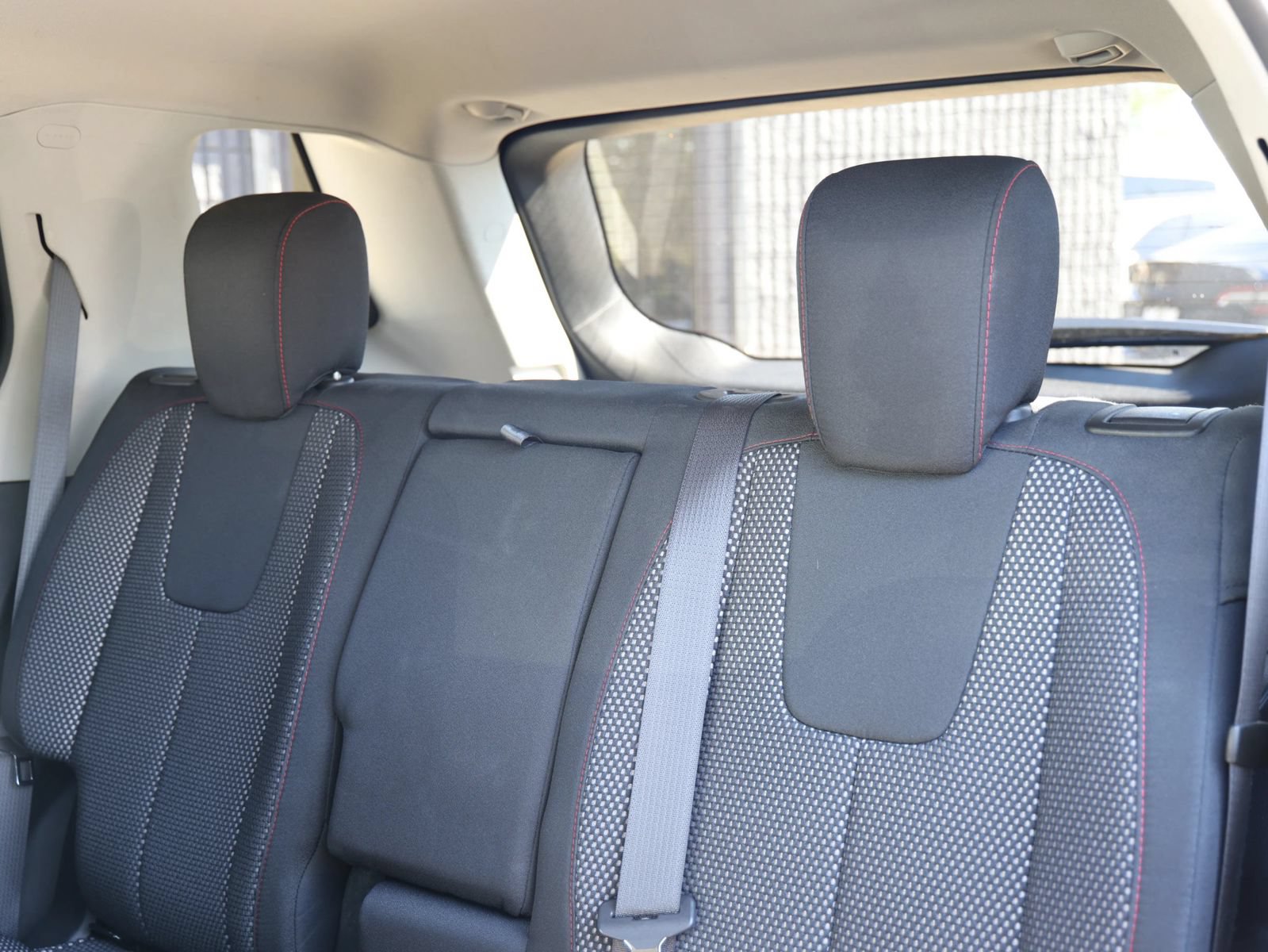 Used 2017 GMC Terrain SLE FWD image 19