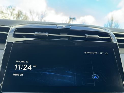 Certified 2023 Hyundai Tucson Limited image 17