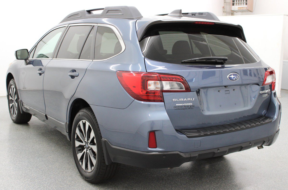 Used 2017 Subaru Outback 3.6R Limited AWD/4WD image 6