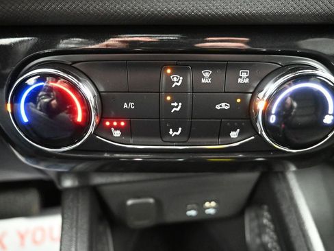 Used 2024 Chevrolet TrailBlazer RS w/ Driver Confidence Package image 21