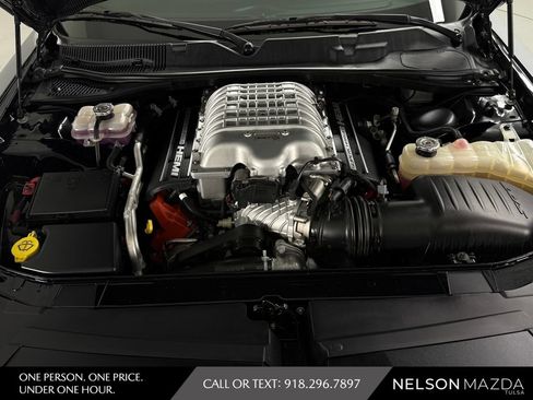 Used 2018 Dodge Challenger SRT Hellcat RWD image 42