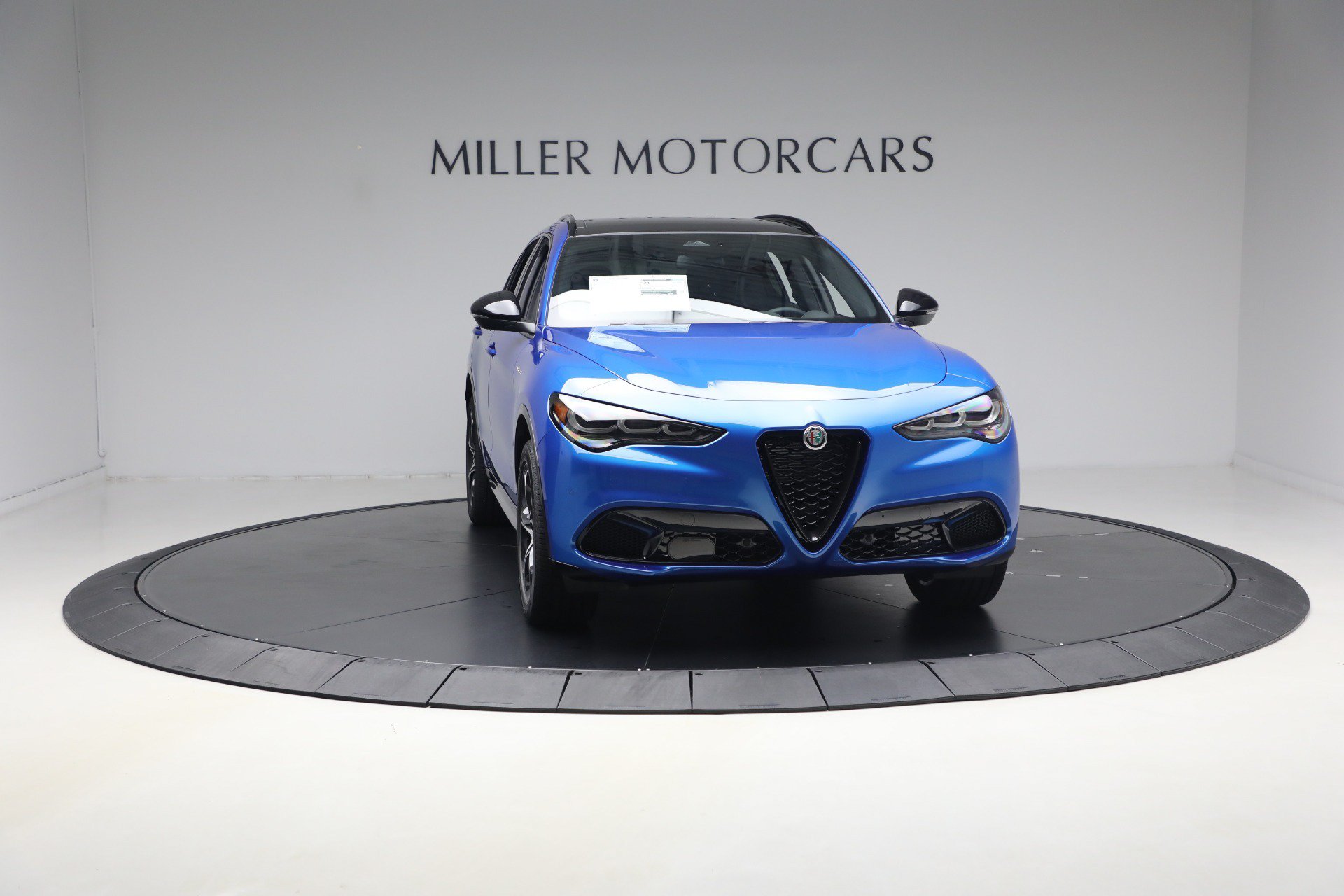 New 2026 Alfa Romeo Stelvio Sprint AWD/4WD image 12