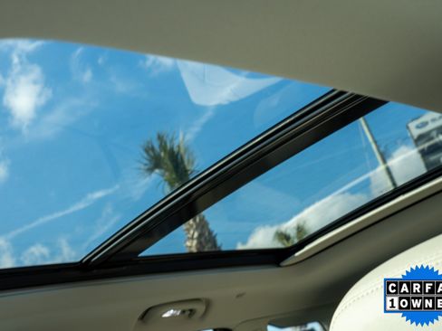 Used 2024 GMC Terrain Denali w/ Denali Premium Package image 18