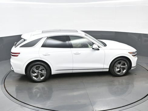 Certified 2026 Genesis GV70 2.5T Select image 40